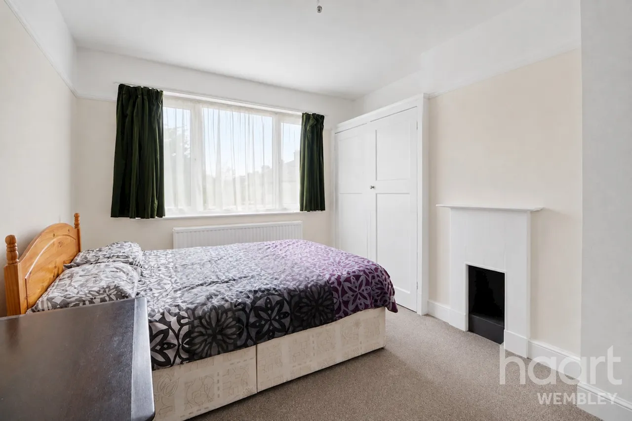 Dunster Drive, London, NW9, photo 6