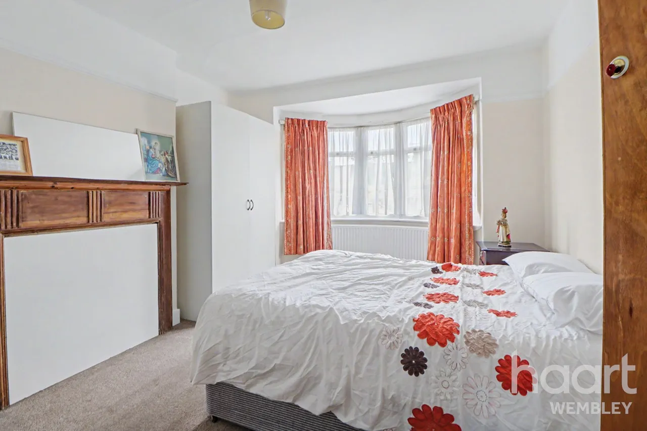 Dunster Drive, London, NW9, photo 8