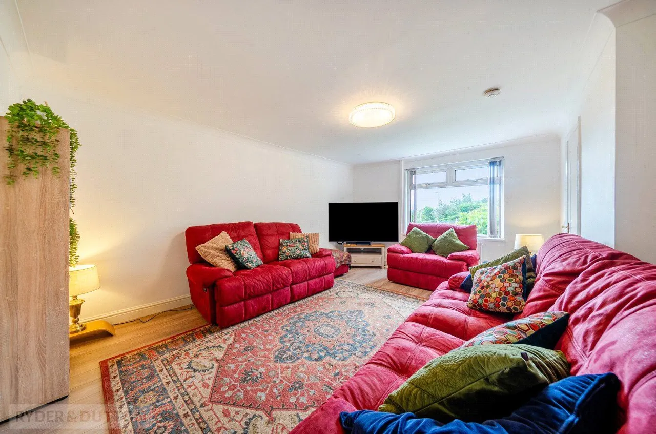 3 bed house for sale, Cottage Walk, Shawclough, OL12