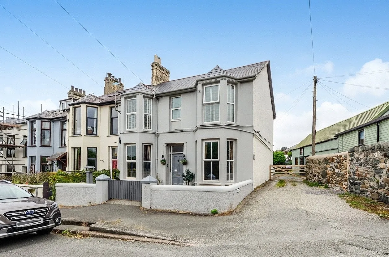 4 bed house for sale, Criccieth, LL52
