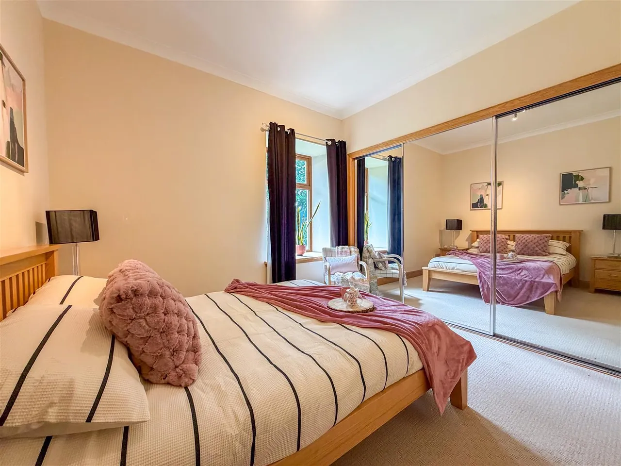 Strathaven, ML10 6RP, photo 39
