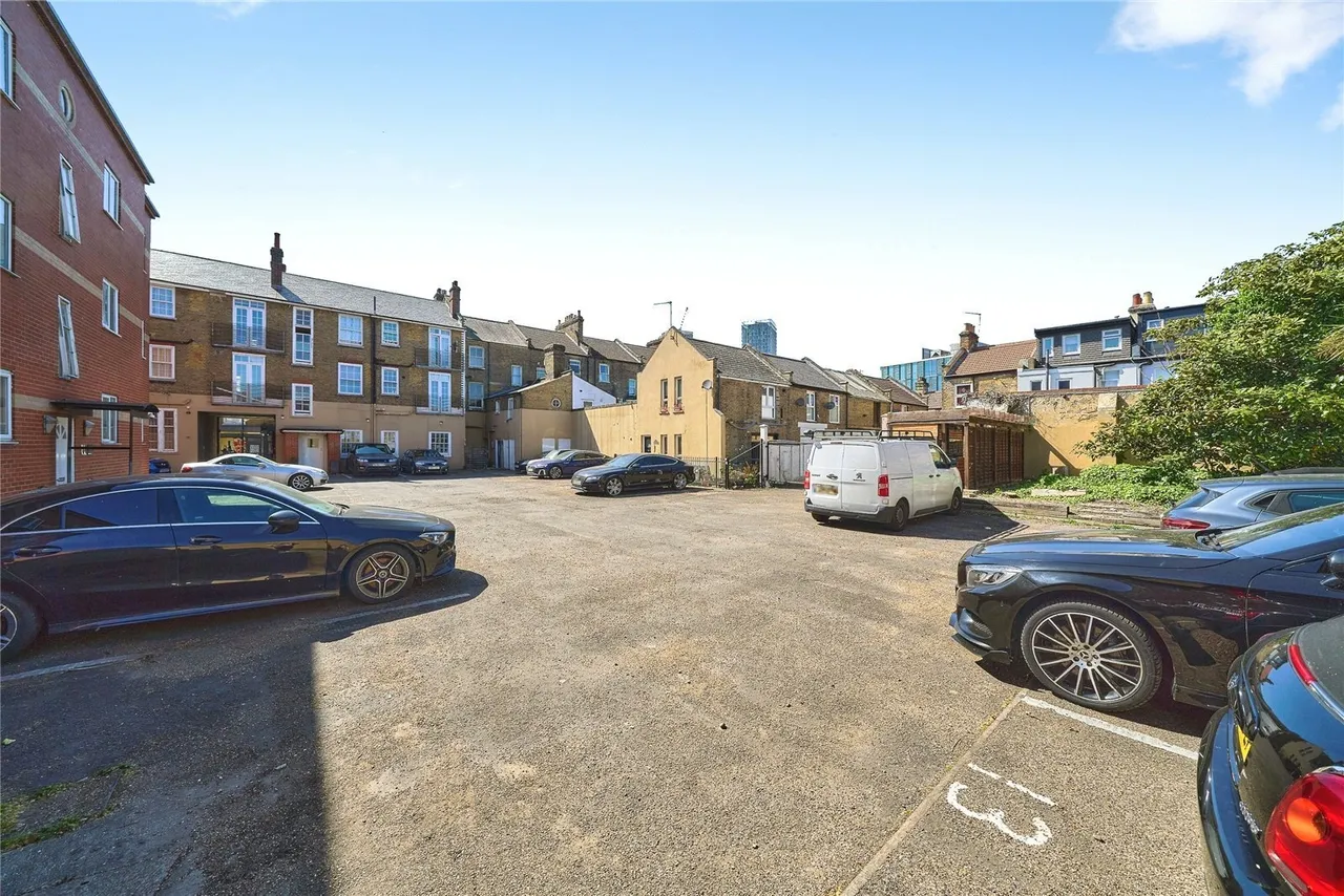 Whales Yard, West Ham Lane, London, E15, photo 17