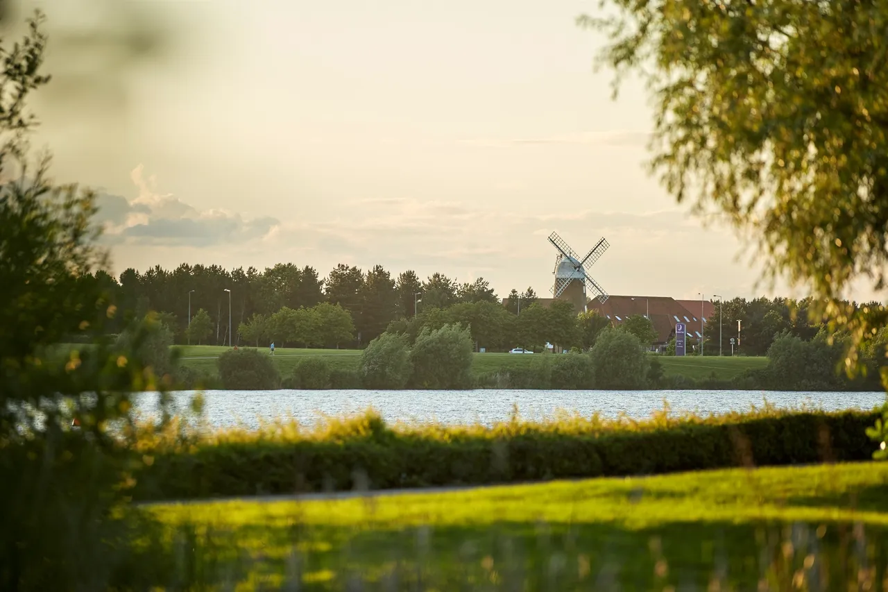 Caldecotte Lake Drive, Caldecotte, MK7, photo 6