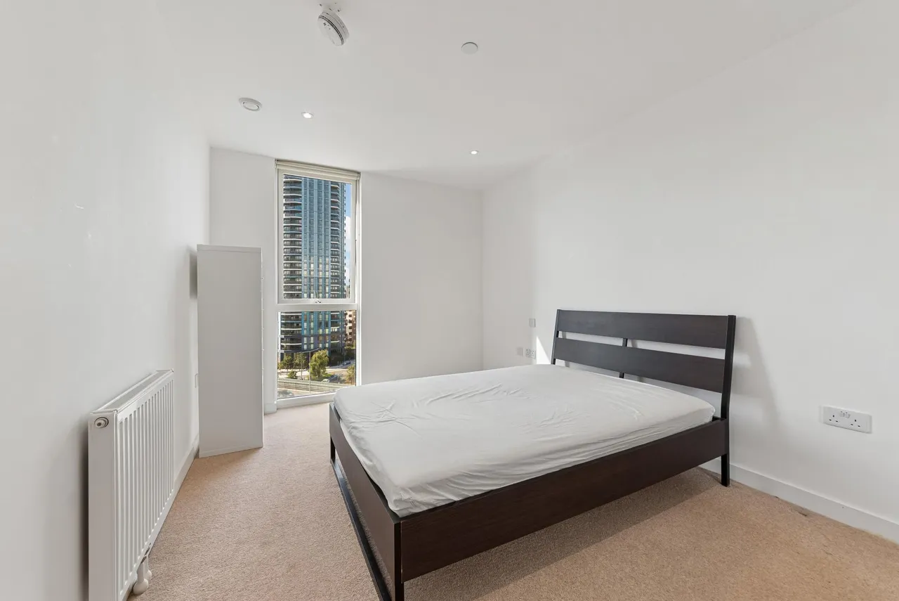 Terry Spinks Place, London, E16, photo 7