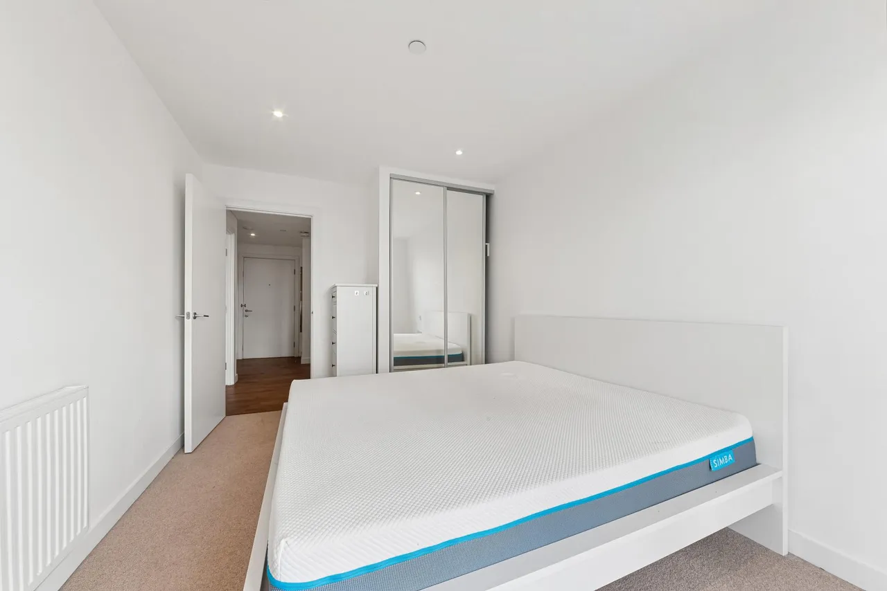 Terry Spinks Place, London, E16, photo 10