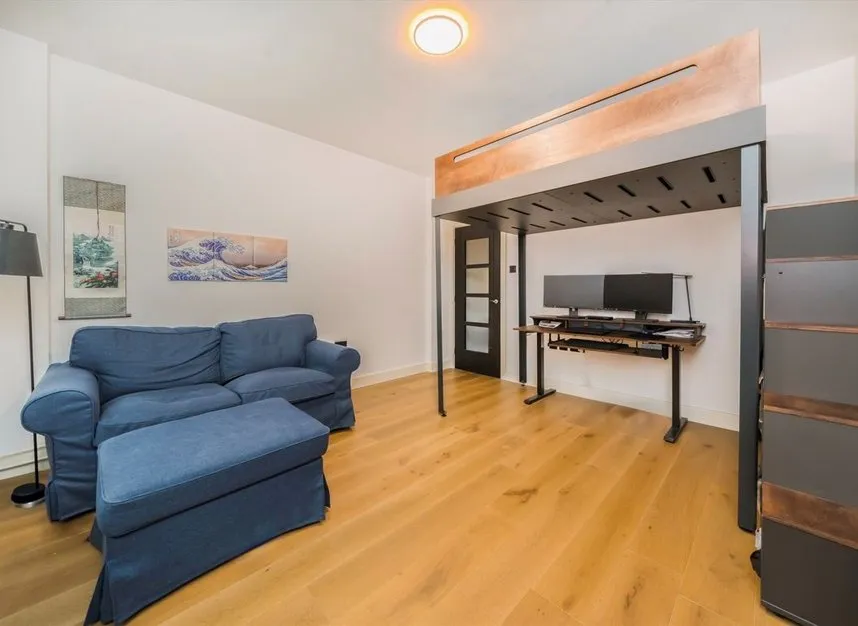 Woburn Place, Bloomsbury, WC1H, photo 2