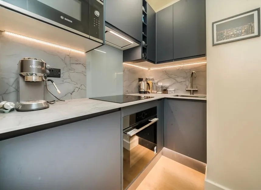 Woburn Place, Bloomsbury, WC1H, photo 4