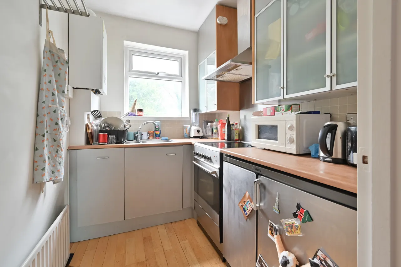 Watford, WD17, photo 3