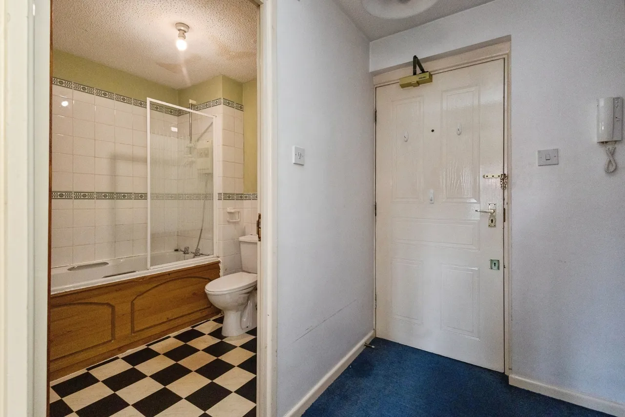 Flat 61 Sherborne Street, MANCHESTER, Lancashire, M8, photo 8
