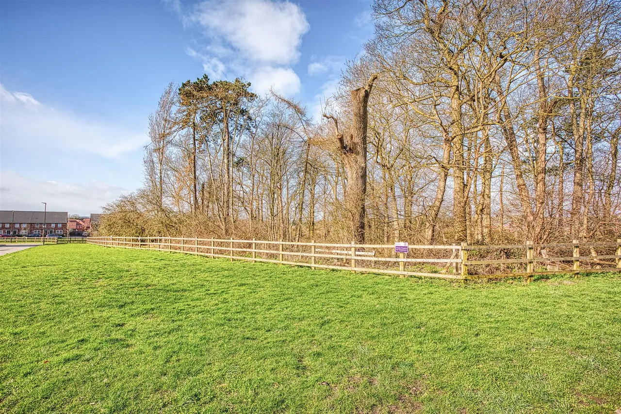 Trent Way, Mickleover, photo 2