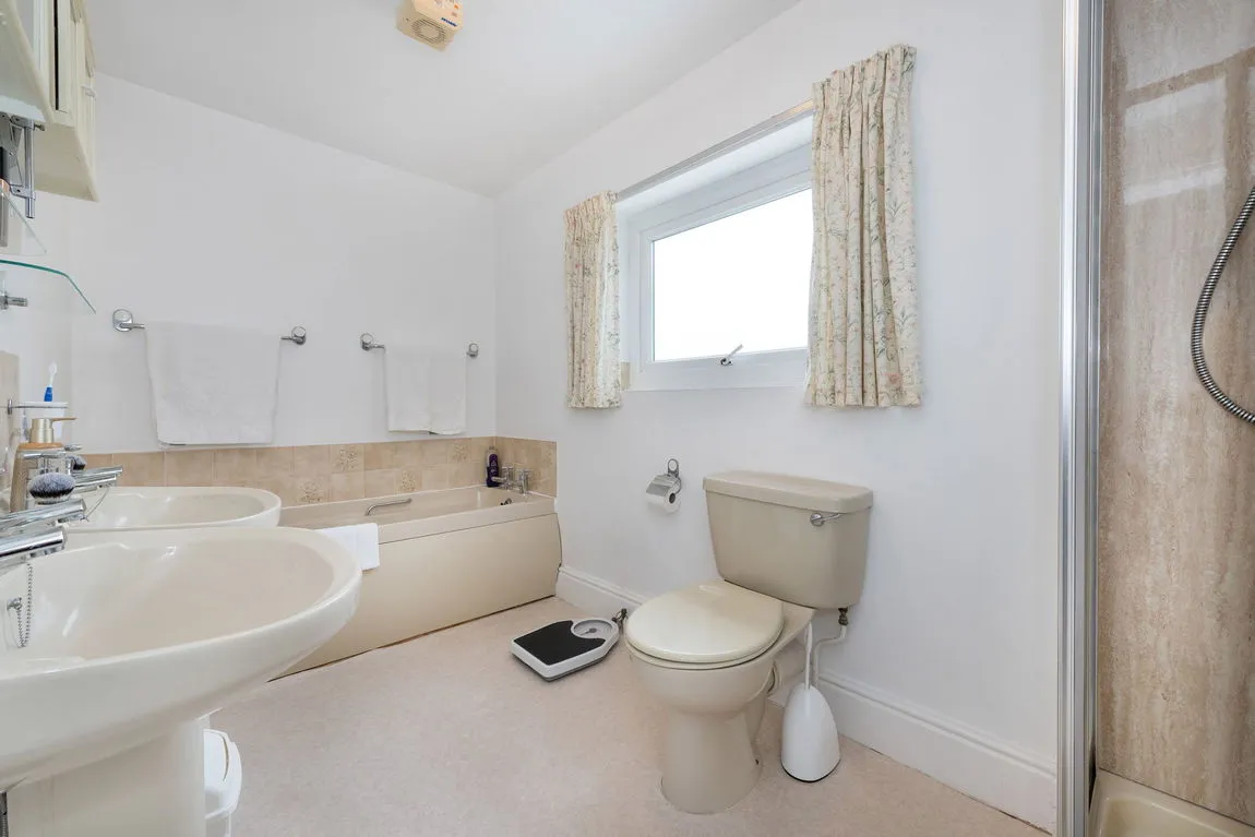 Cwm, Rhuddlan, Rhuddlan, Denbighshire, LL18 5RY, photo 14