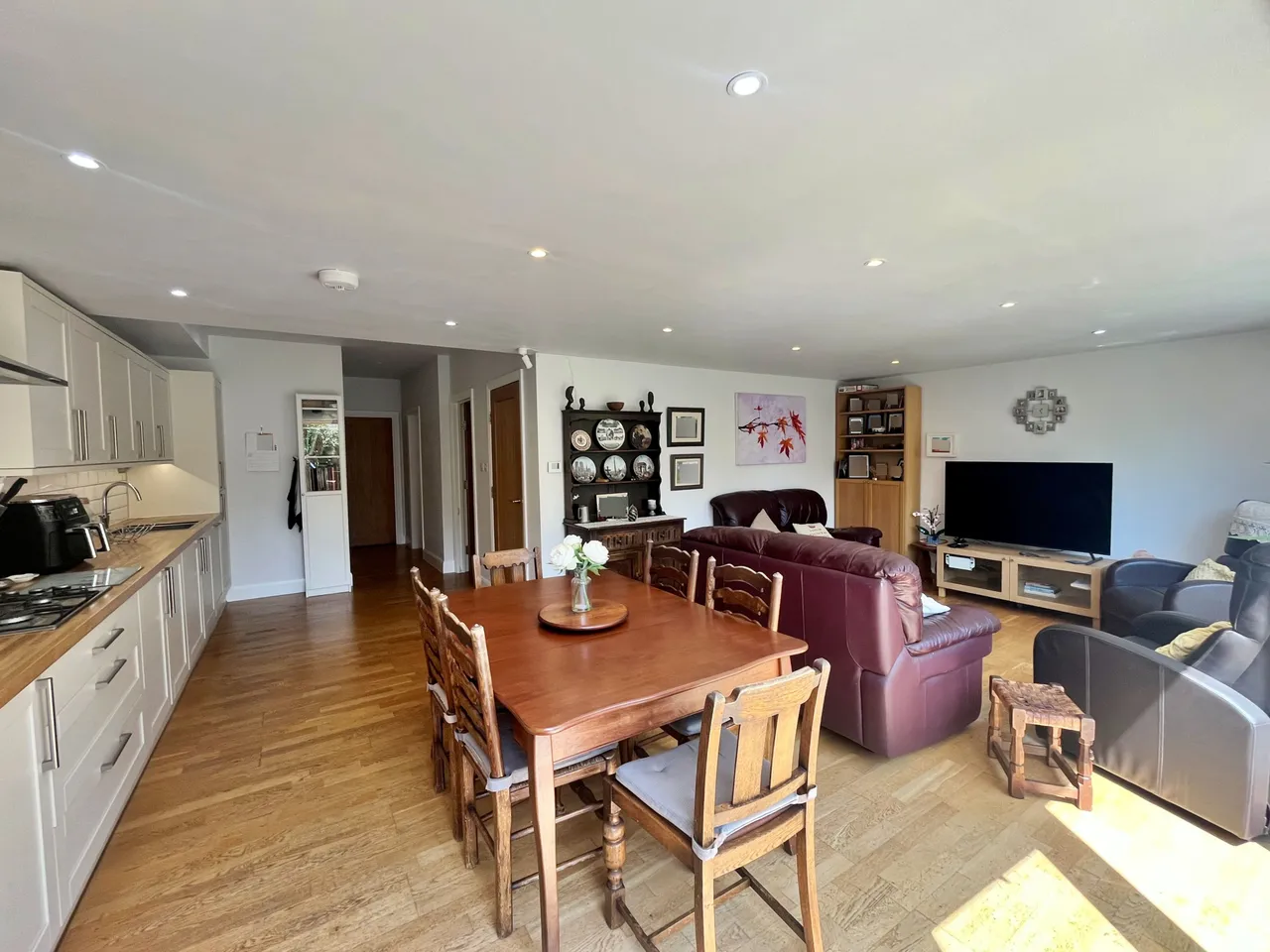 Ferrymead Avenue, Greenford, UB6, photo 2