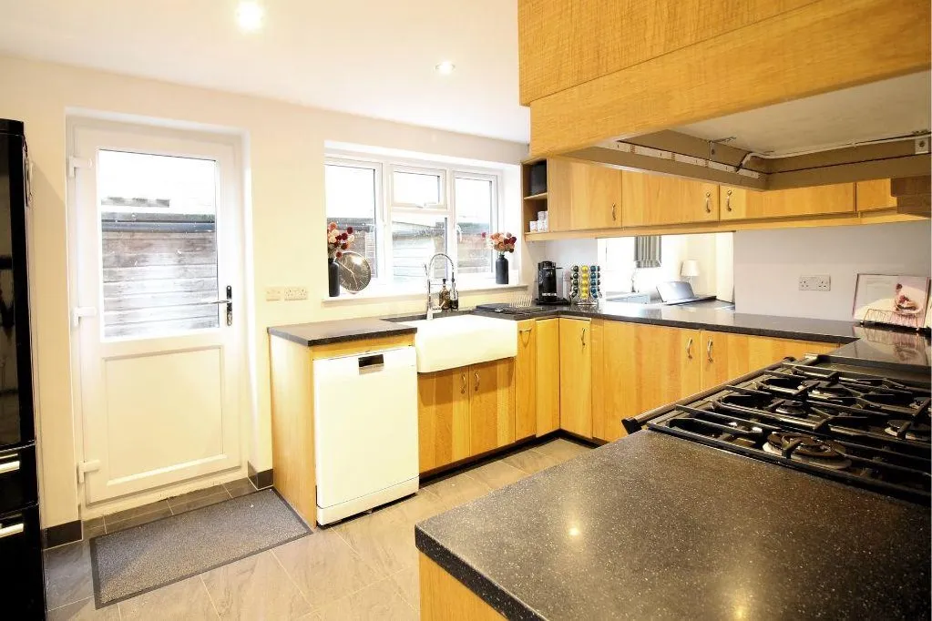 Woodlands Way, Horsham, West Sussex RH13 9TF, photo 6
