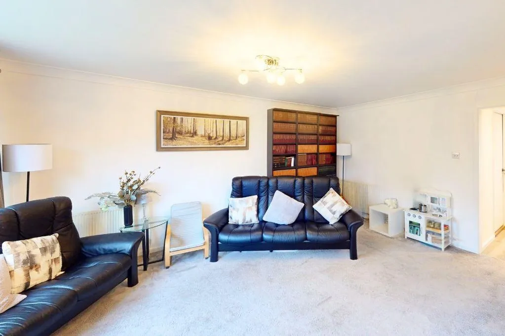 Woodlands Way, Horsham, West Sussex RH13 9TF, photo 5