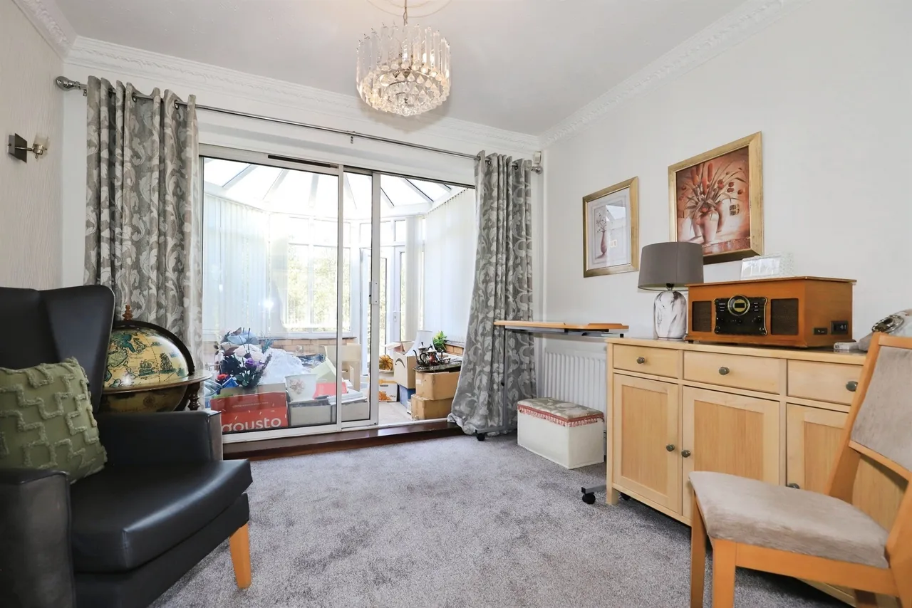 Meldon Drive, Bilston, WV14, photo 8