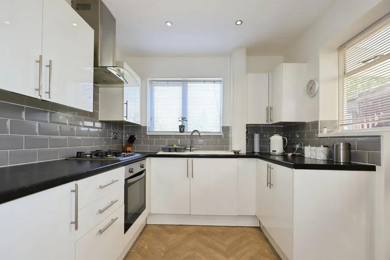 Meldon Drive, Bilston, WV14, photo 3