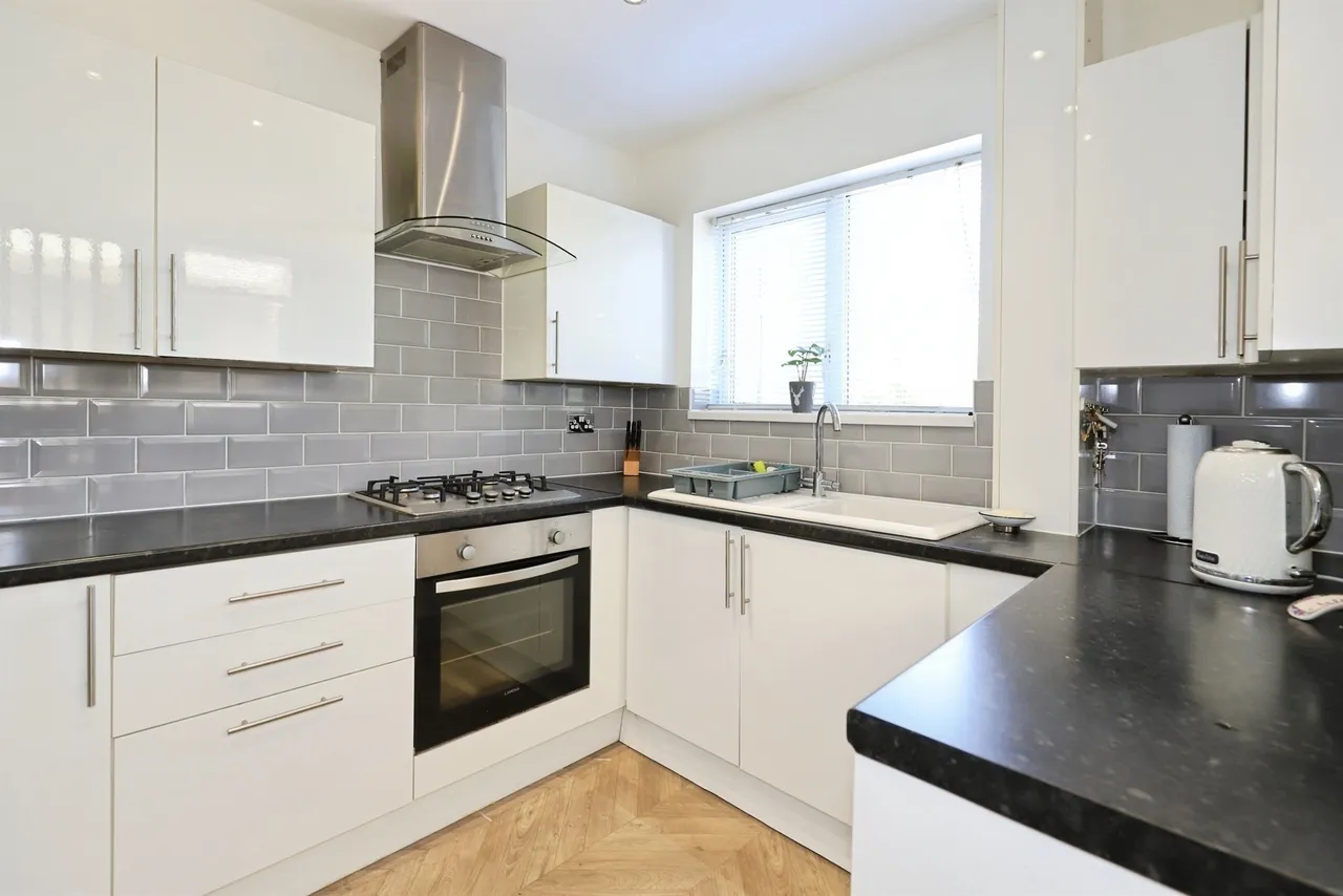 Meldon Drive, Bilston, WV14, photo 4