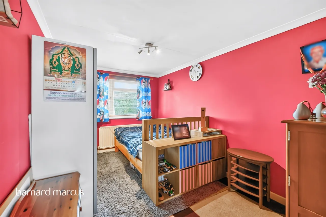 Holcon Court, Redhill, RH1, photo 14