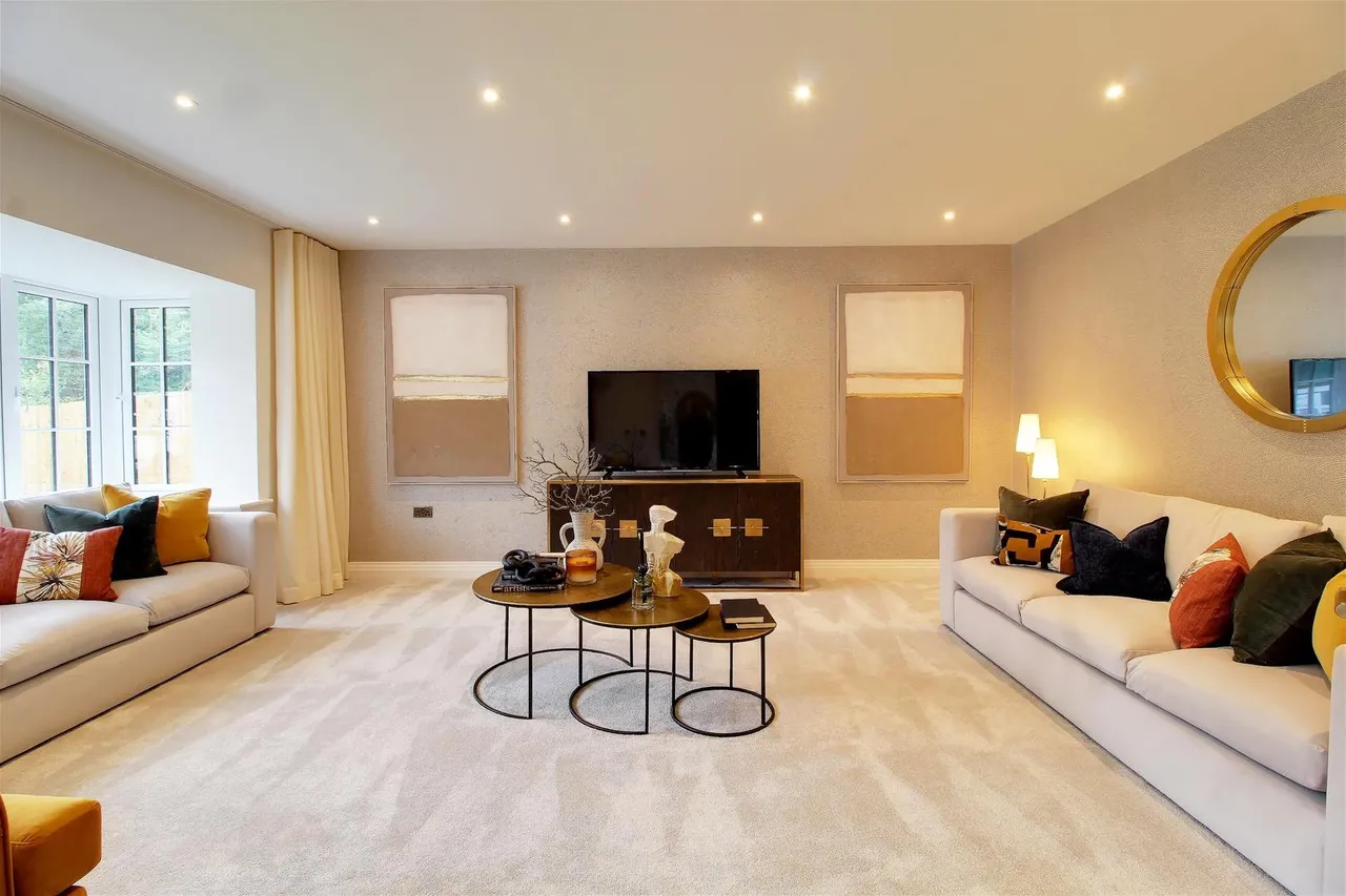 Bell Lane, Brookmans Park, AL9, photo 2