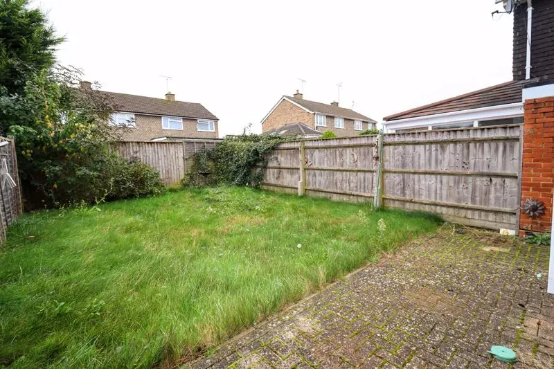 Maple Grove, Woburn Sands, Milton Keynes, Buckinghamshire, MK17 8QN, photo 9