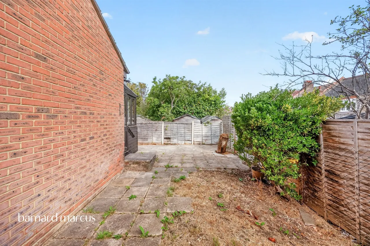 Bletchingley Close, Thornton Heath, CR7, photo 15