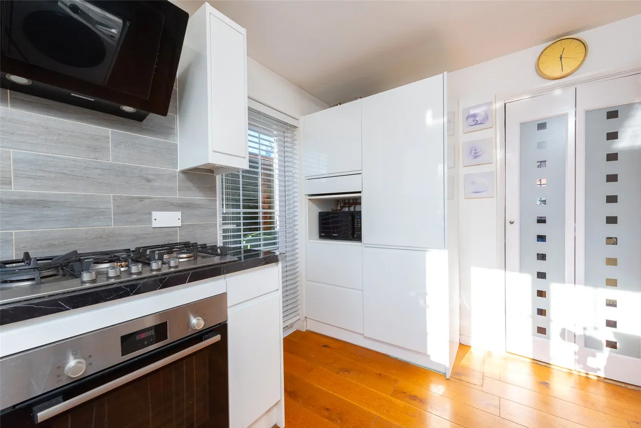 Fleet Road, Farnborough, Hampshire, GU14 9RG, photo 16