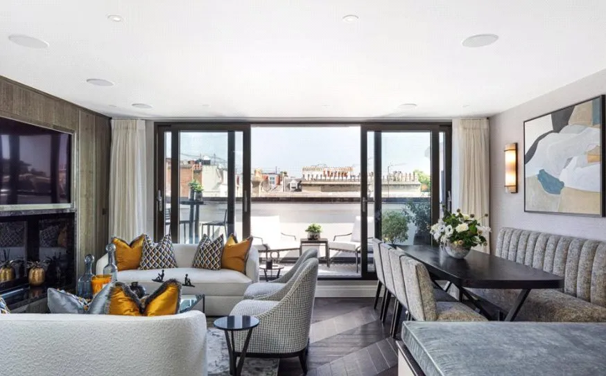 3 bed flat to rent, Prince of Wales Terrace, Kensington, W8