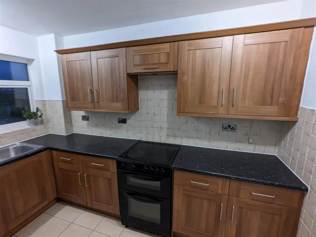 South Coast Road, Peacehaven, BN10, photo 5