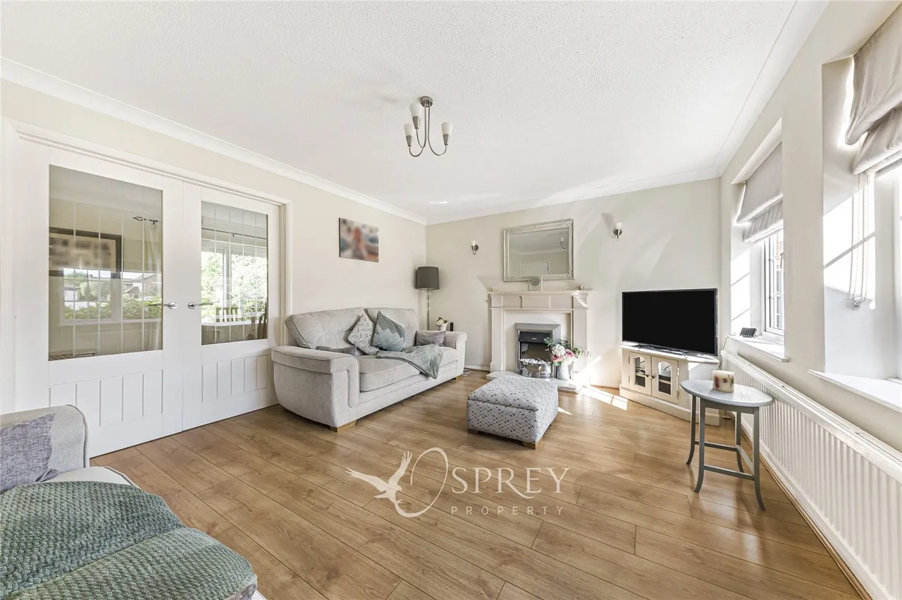 Victoria Road, Oundle, PE8, photo 8