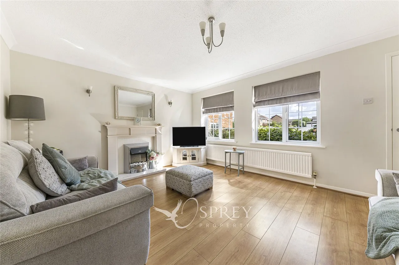 Victoria Road, Oundle, PE8, photo 7
