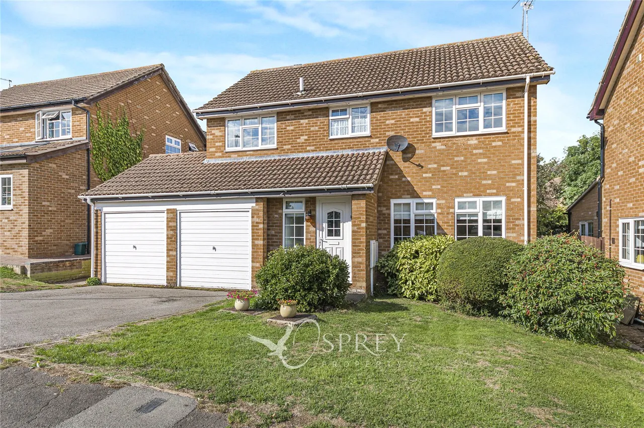 4 bed house for sale, Victoria Road, Oundle, PE8