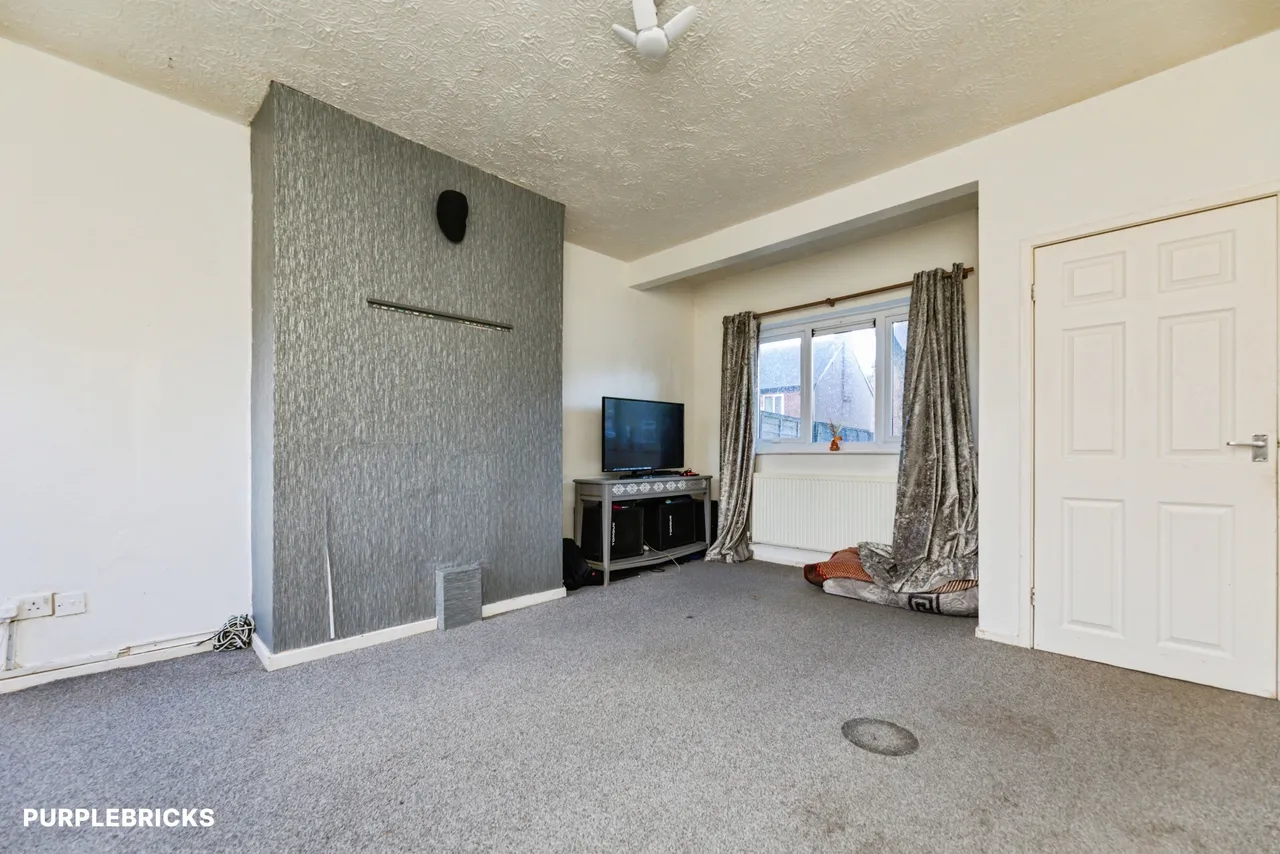 Foxglove Road, Sheffield, S5, photo 3