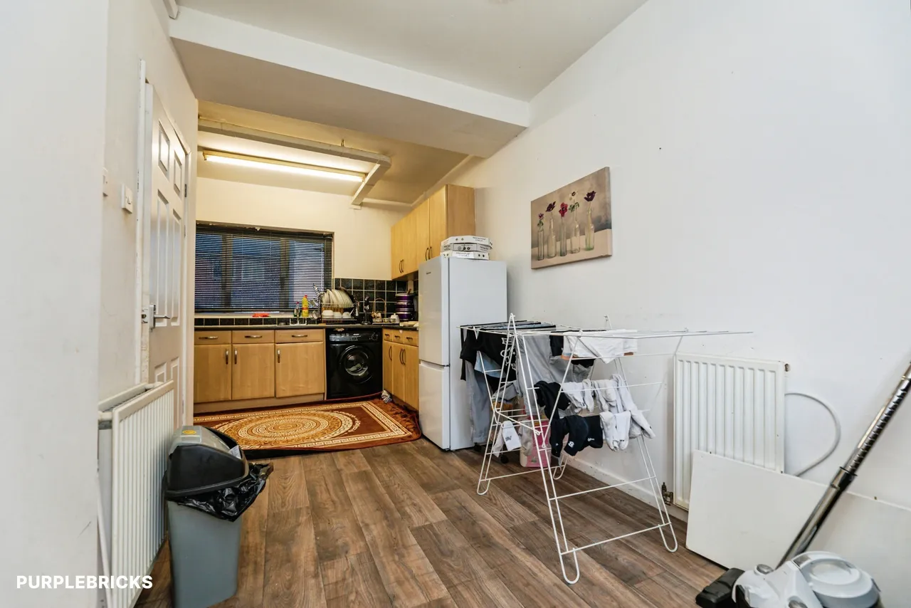 Foxglove Road, Sheffield, S5, photo 13