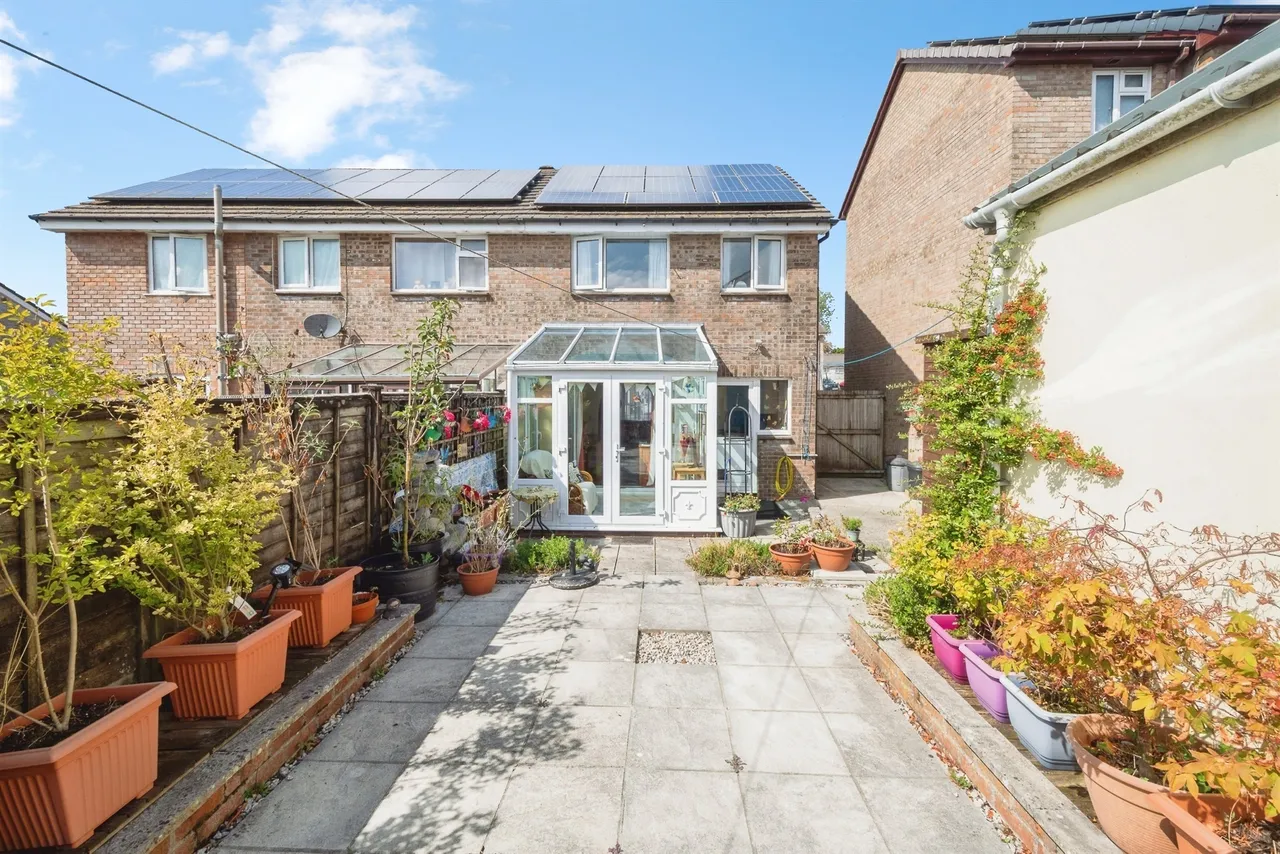 Beech Road, CALLINGTON, photo 5