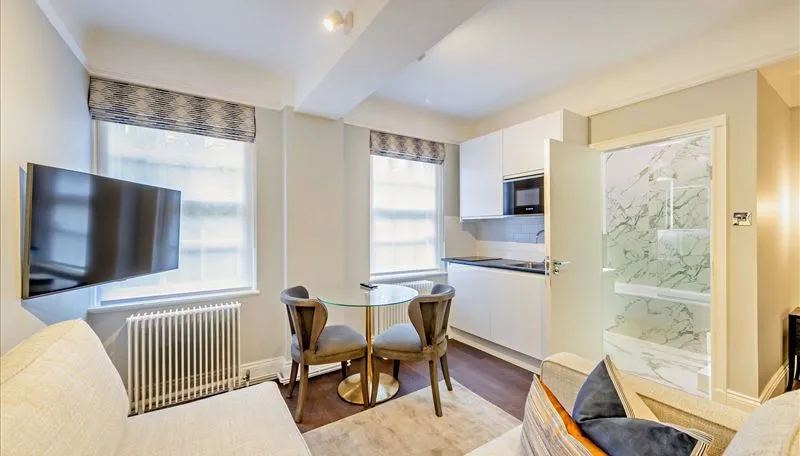 Fulham Road, London, SW3, photo 2