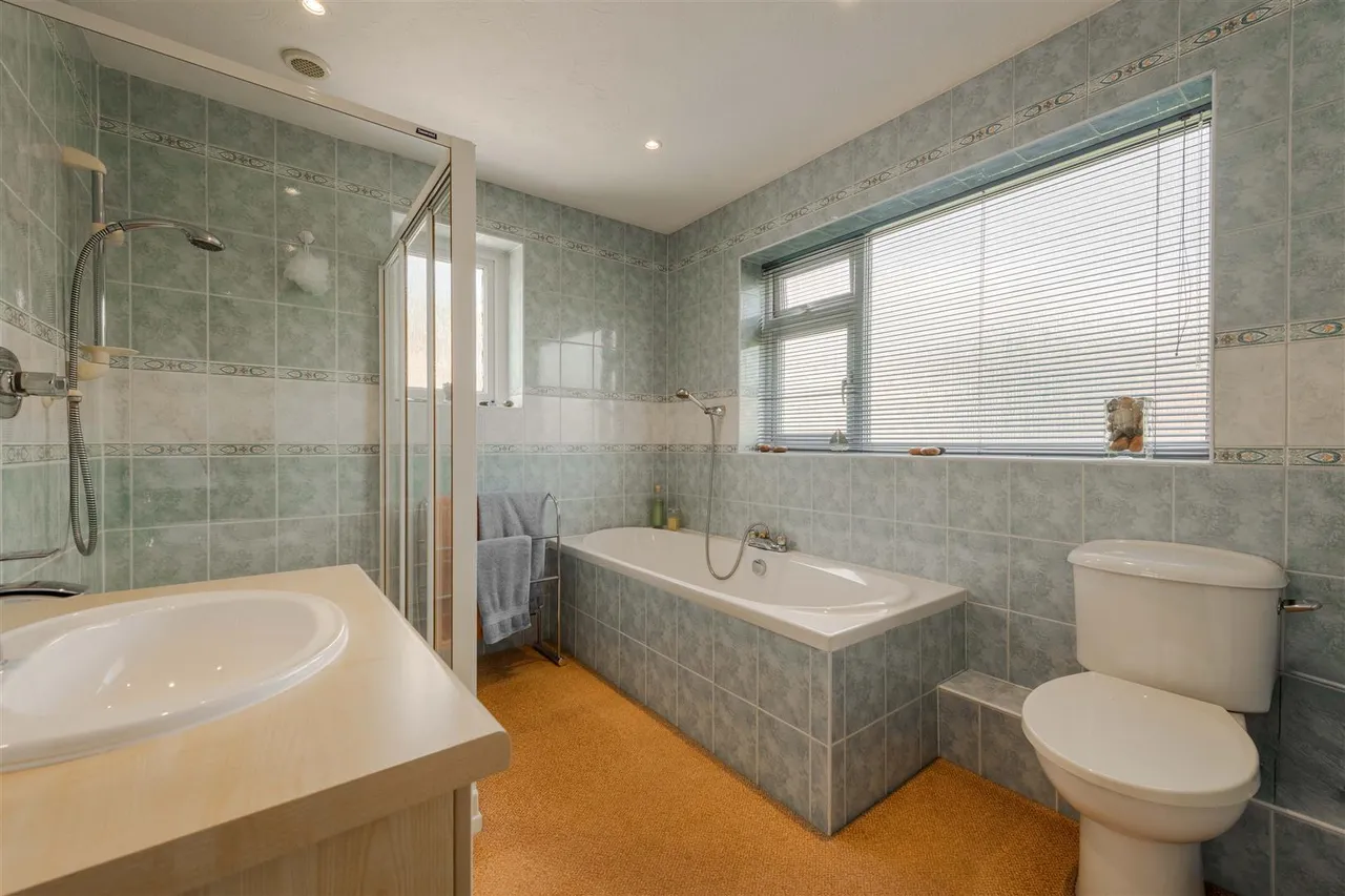 Wollescote Road, Pedmore, Stourbridge, photo 22