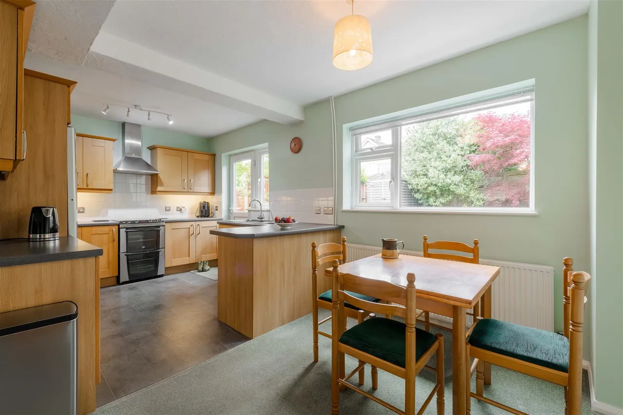 Wollescote Road, Pedmore, Stourbridge, photo 10