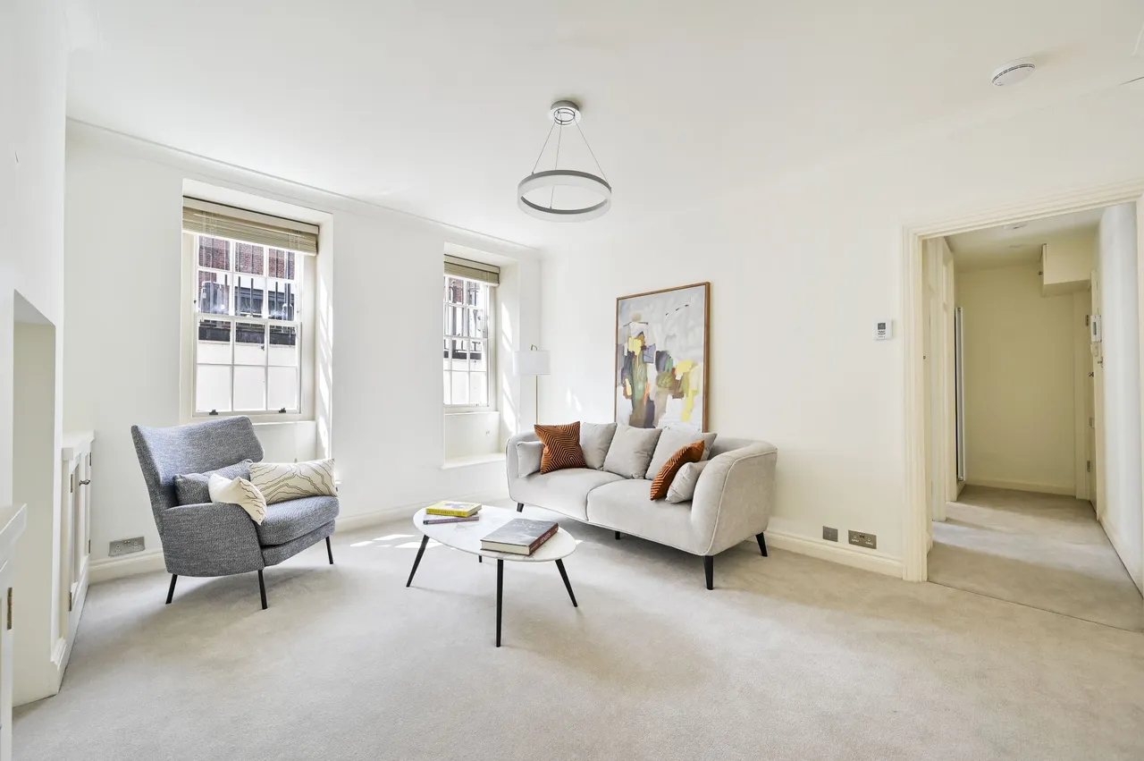 2 Vale Court, 21 Mallord Street, London, photo 2