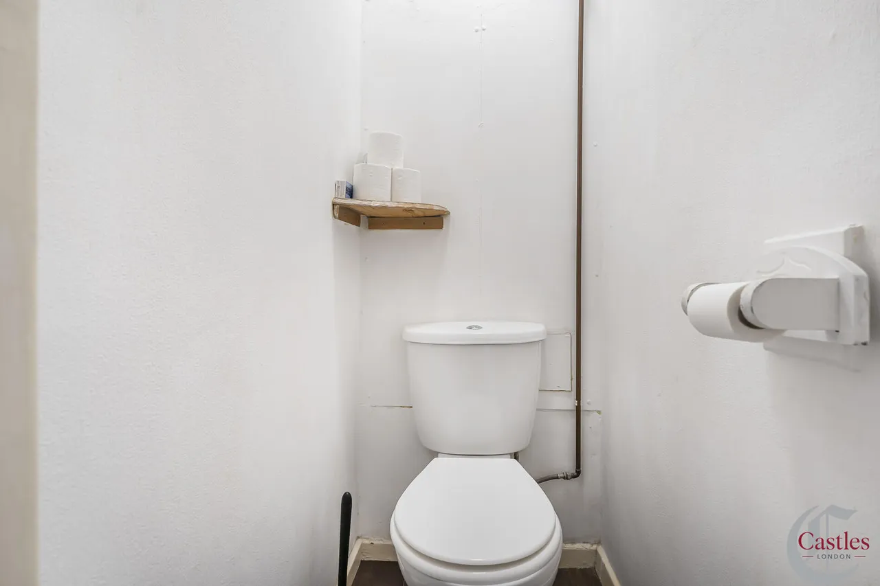 Berger Road, London, E9, photo 17