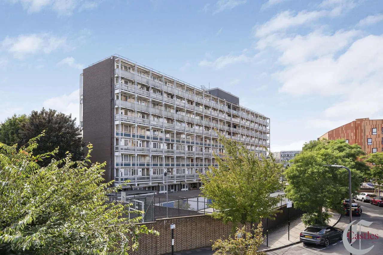 2 bed flat for sale, Berger Road, London, E9