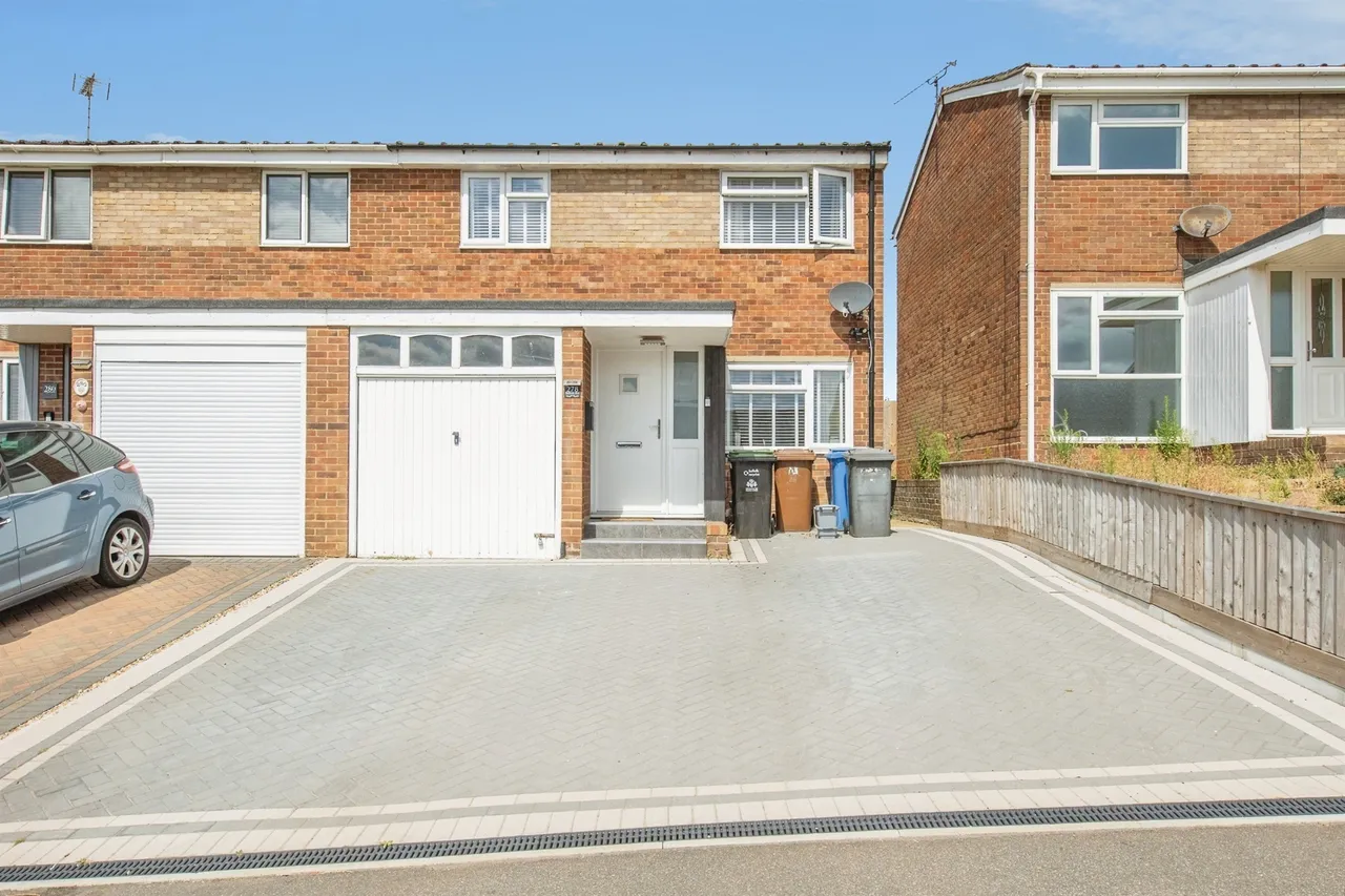 3 bed house for sale — Sheldrake Drive, Ipswich