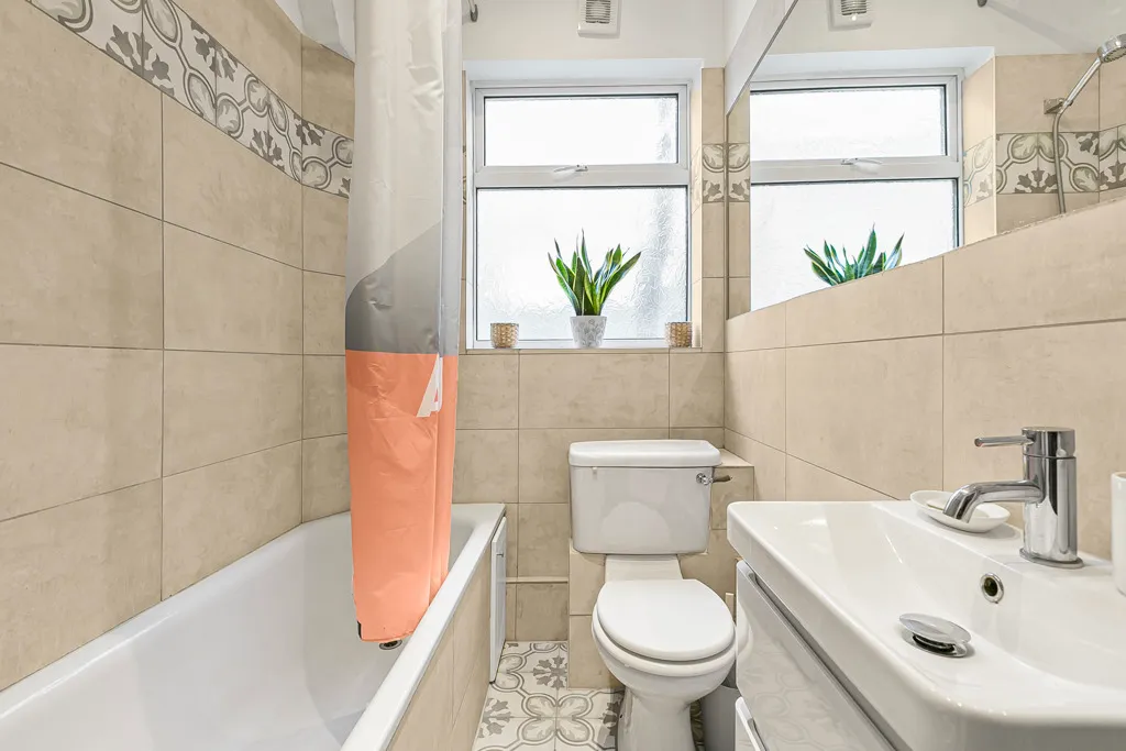Harborough Road, London, SW16, photo 4