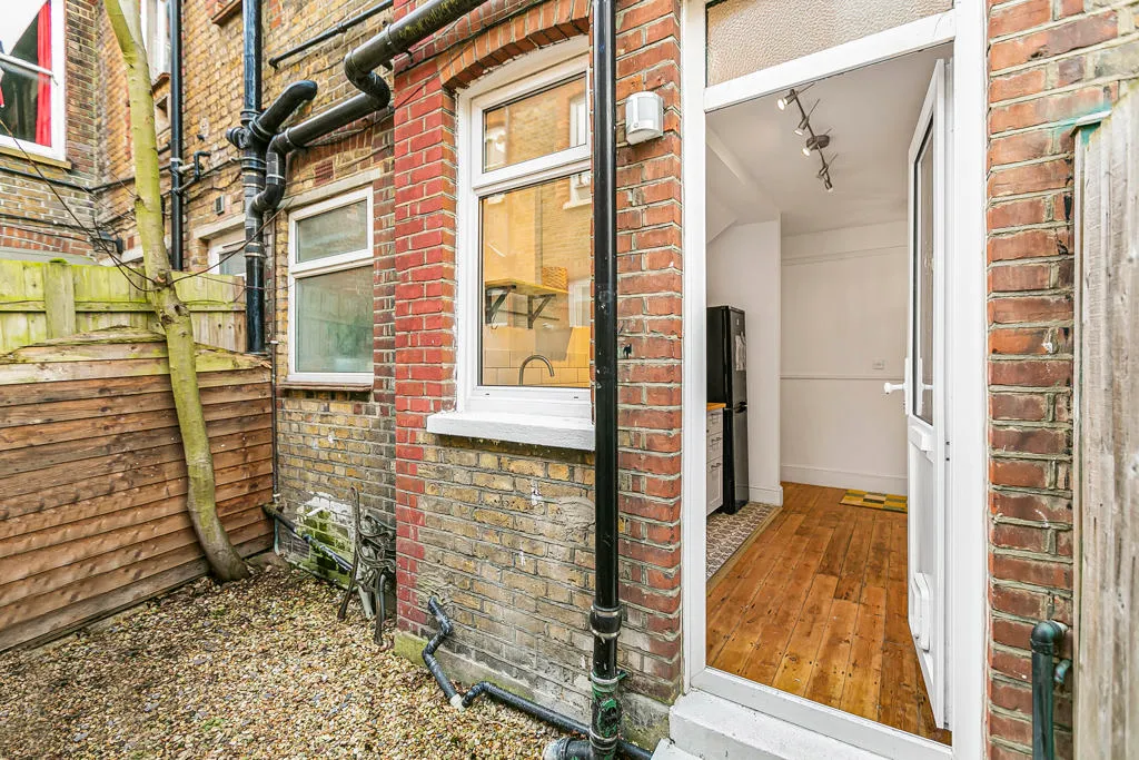 Harborough Road, London, SW16, photo 11