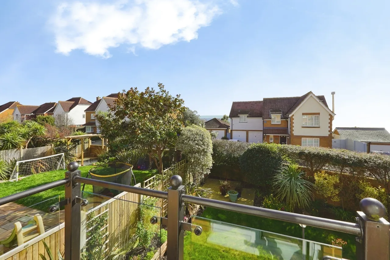 Alexandra Corniche, Hythe, Kent, CT21, photo 26