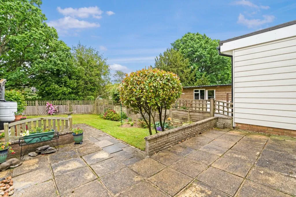 Oatfield Close, Cranbrook, TN17, photo 16