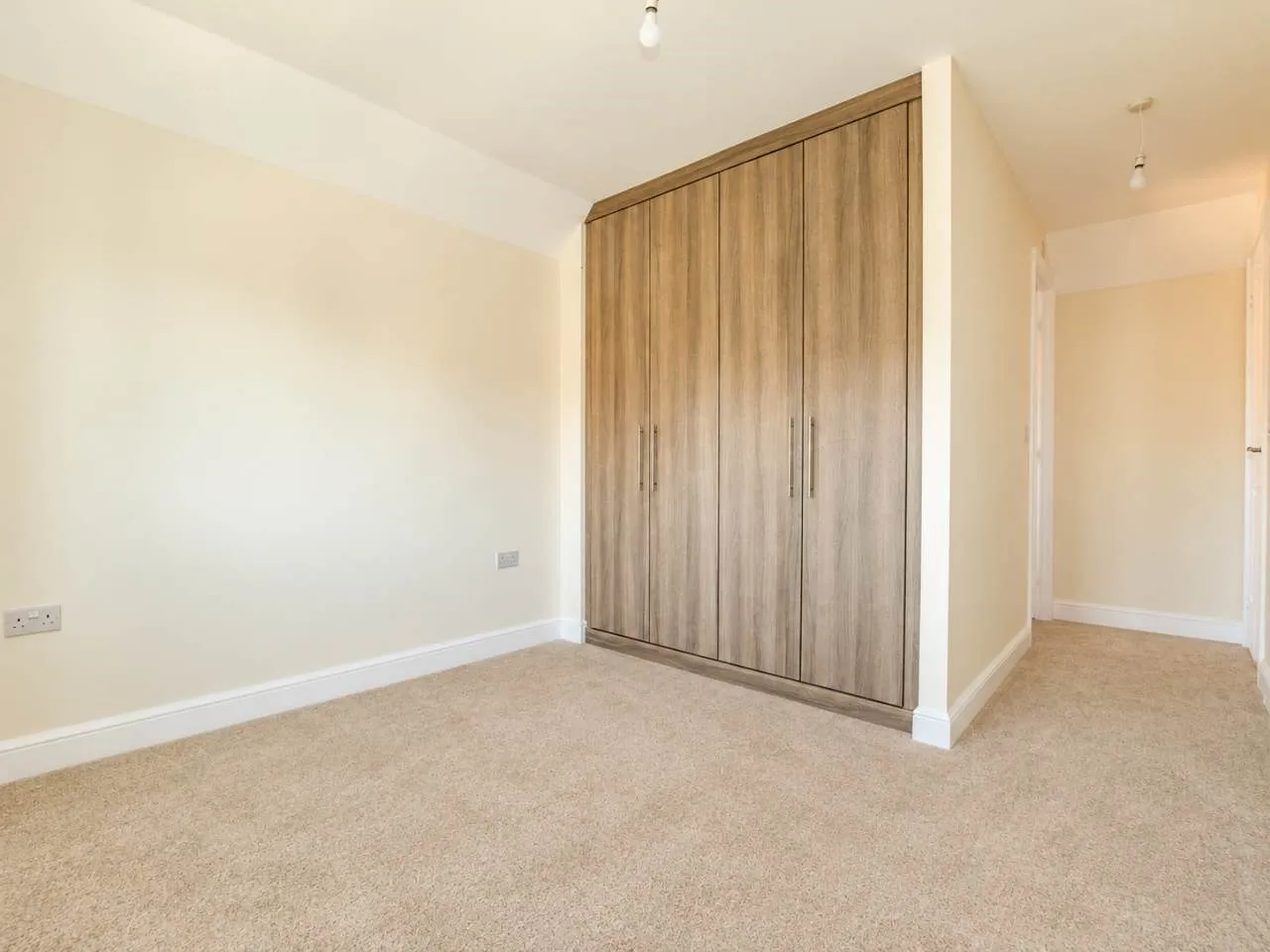 Thackeray Drive, Warfield, RG42, photo 12
