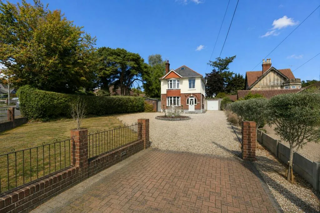 Blandford Road, Poole, BH16, photo 27