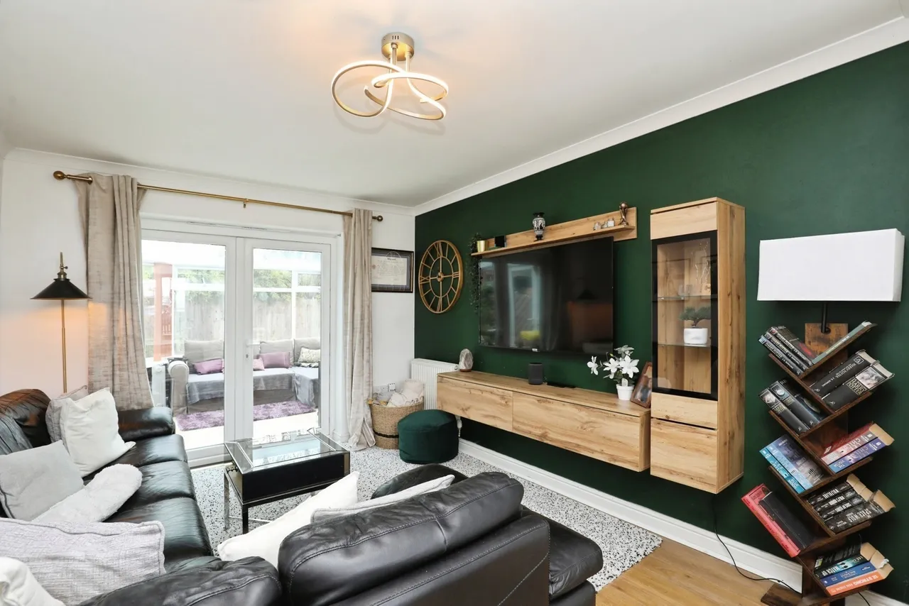 Prospect Place, Stafford, Staffordshire, ST17, photo 4