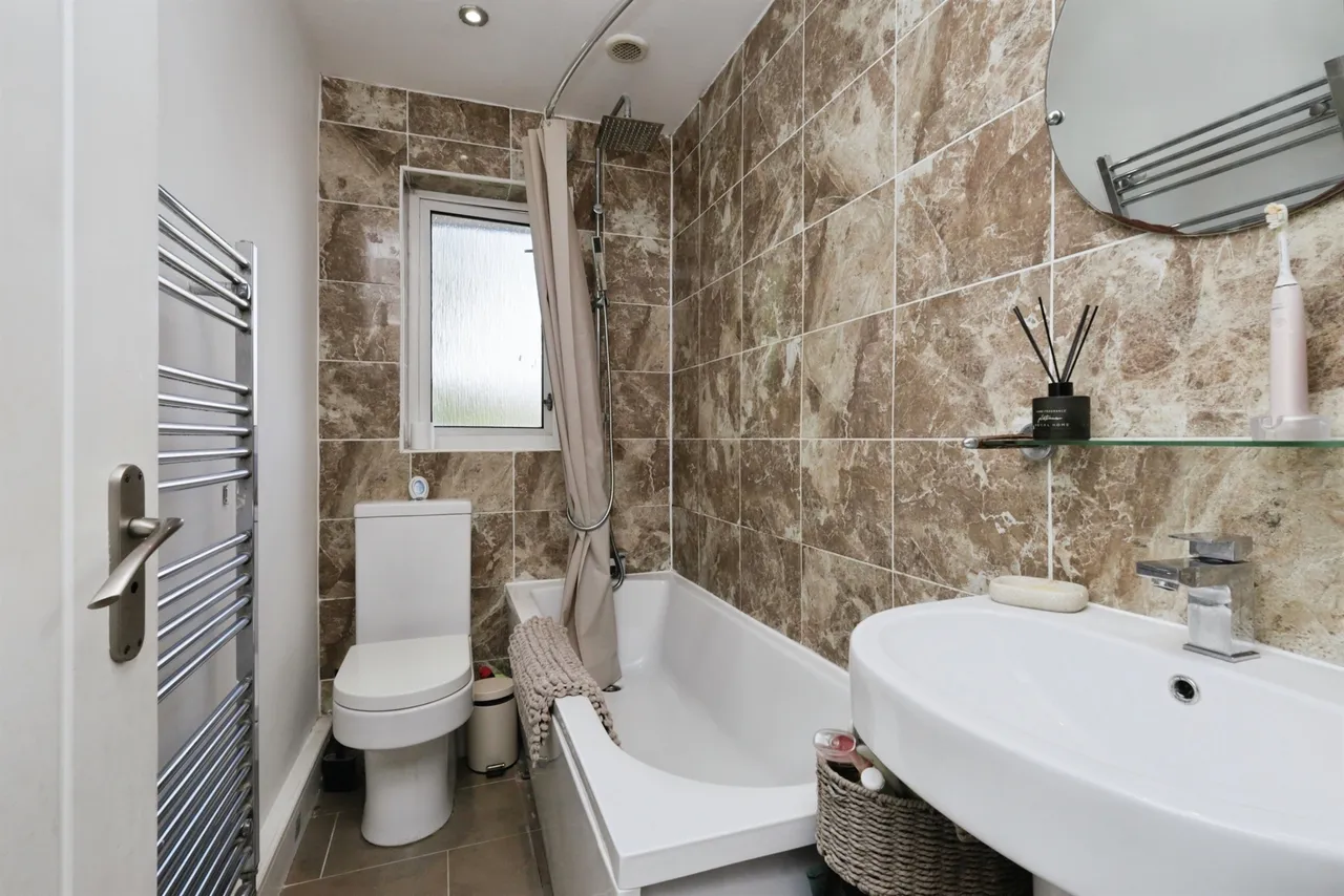 Danum Close, Hailsham, BN27, photo 13