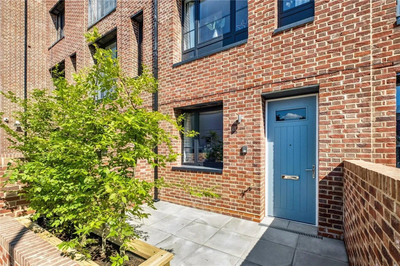 Fallsbrook Road, London, SW16, photo 8